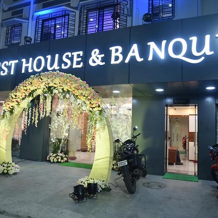 Om Guest House And Banquet Калькутта Экстерьер фото