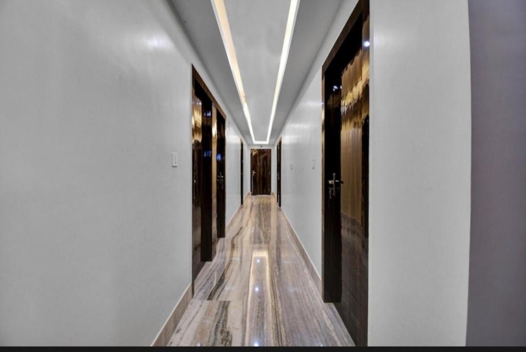 Om Guest House And Banquet Калькутта Экстерьер фото